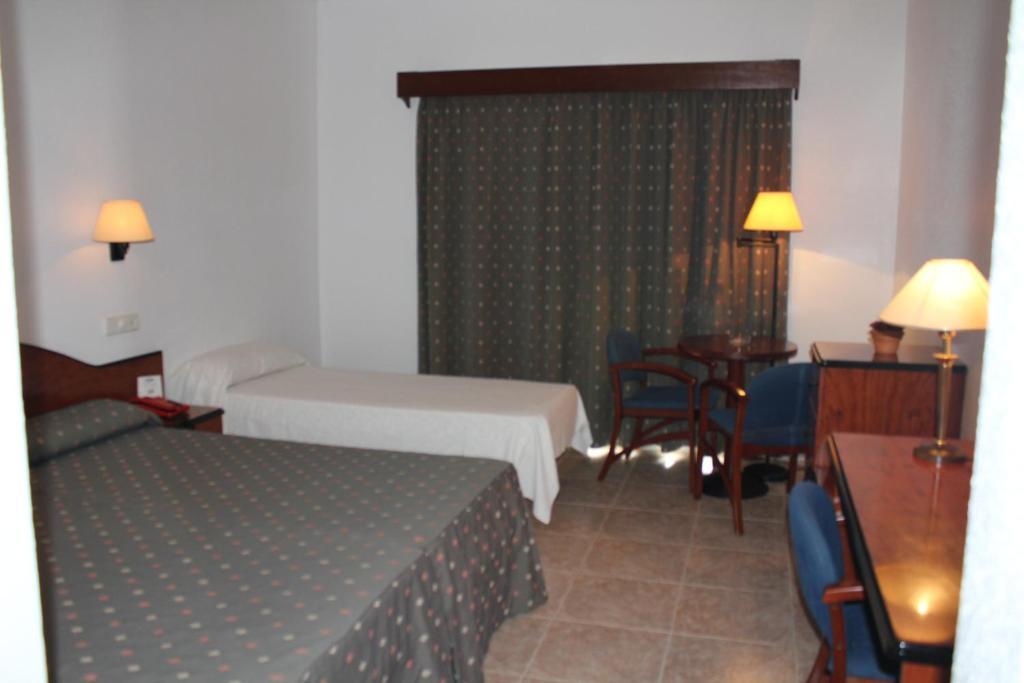 סנט אנטוני דה קלנג'ה Hotel Rosa Dels Vents חדר תמונה