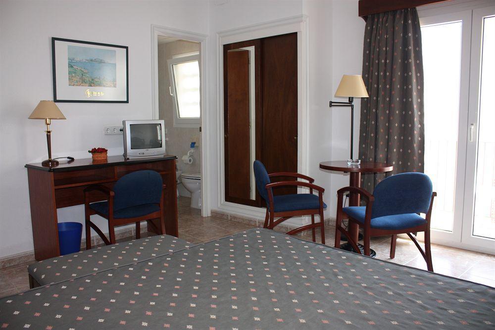 סנט אנטוני דה קלנג'ה Hotel Rosa Dels Vents מראה חיצוני תמונה